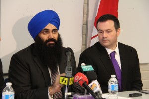 kenney2 Tim Uppal, Minister of State for Democratic Reform, outlined on Saturday a push from the Conservative government to create new seats in the more populated centres of Canada. This should give new Canadians greater representation.