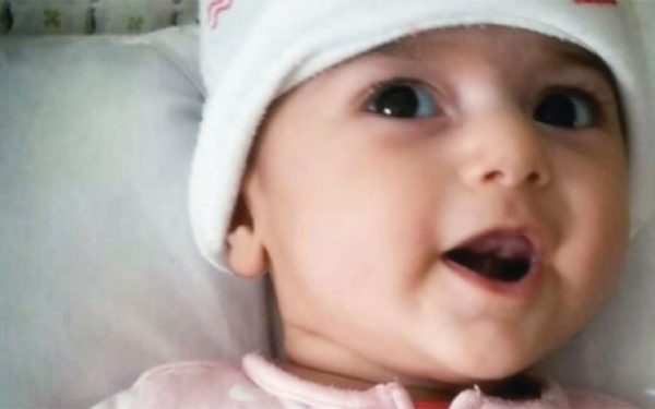 فاطمه رشاد نوزاد چهار ماهه ایرانی