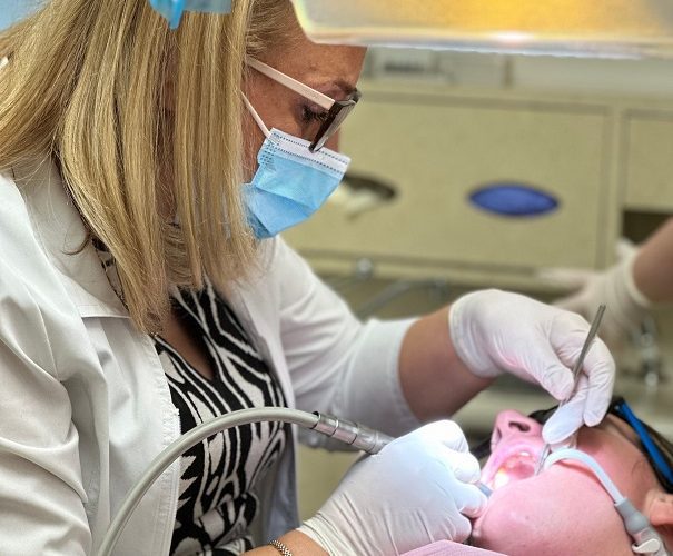 Walk In Dental Clinic : دندانپزشکی اورژانسی در تورنتو – هر روز هفته از صبح تا نیمه شب- بدون وقت قبلی