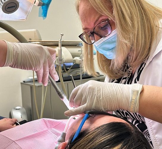 Walk In Dental Clinic : دندانپزشکی اورژانسی در تورنتو – هر روز هفته از صبح تا نیمه شب- بدون وقت قبلی