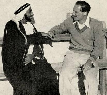  رودریک فنویچ اوون  و شیخ راس الخیمه (منبع روزنامه دیلی میل)   اوون در کتابش به نام «مستند حباب طلایی خلیج عربی» استفاده از این نام را مورد تشویق و تاکید قرار داده