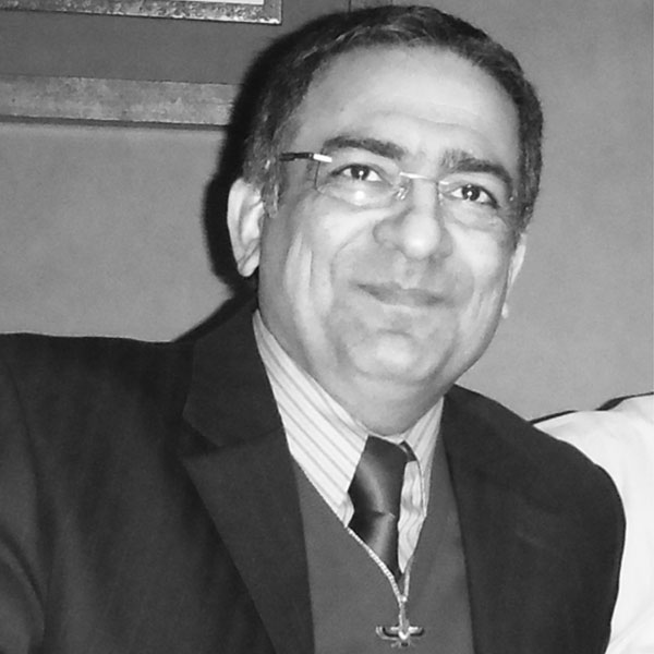 بیوگرافی و اولویتهای بهمن رودگرنیا