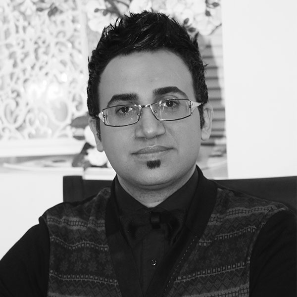بیوگرافی و اولویتهای آرشام پارسی