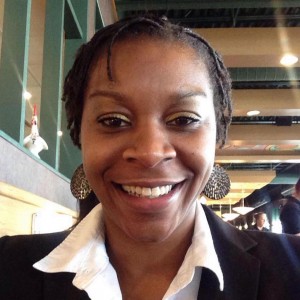 سندرا بِلِند (Sandra Bland) 29 ساله اهل شیکاگو که به تازگی با یافتن شغلی به ایالت تکزاس کوچ کرده بود در 13 جولای در زندان Waller County Jail خود را دار زد.
