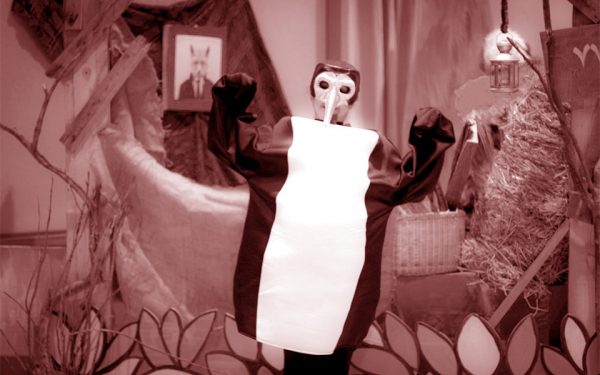 Sara Salahi, Acting the role of Penguin in "Khoroos Zari Pirhan Pari"