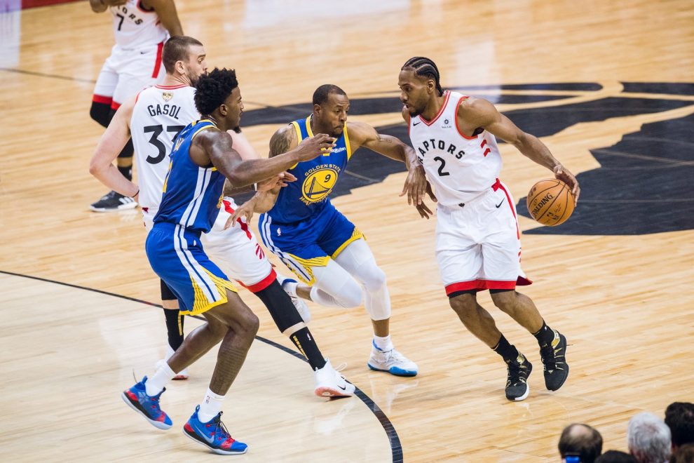 کووی لنارد ستاره دیگر رپترز ۲۲ امتیاز برای رپترز گرفت - Photo: Twitter\Toronto Raptors