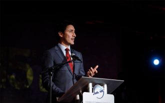 کلیسای نوتردام در نیمه اپریل دچار آتش سوزی مهیبی شد و بخشی از آن از بین رفت و یا آسیب شدید دید.